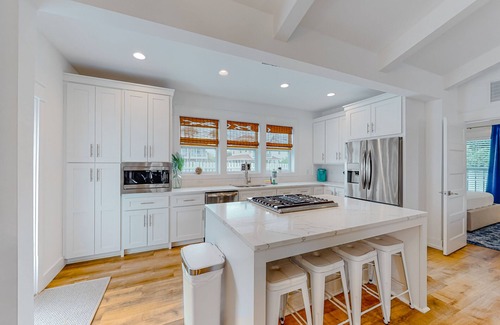 Clipper Cove House | Large group getaway walkable to the beach with private pool & chef's kitchen