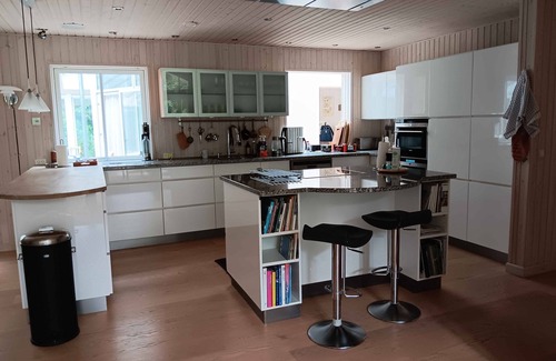 Tikob House | Large holiday home close to nature