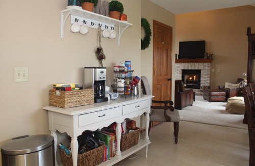 Saint Marys  Allen County House | large house, fenced yard, patio