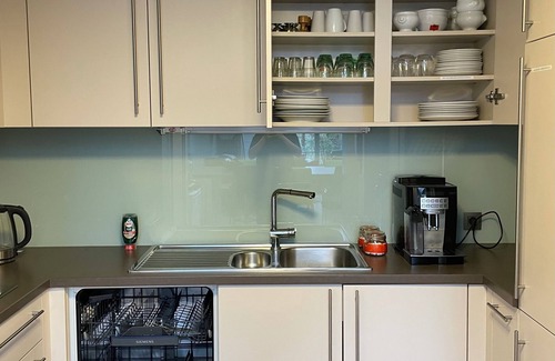 Hasselt House | Large house, garden, Free parking