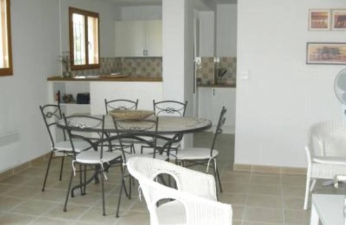 Pignans Villa | Large house ,with secured swimming pool, in the nature, close to the sea.