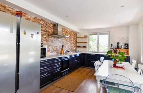 Puente Viesgo Villa | Large house with swimming pool