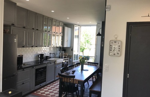 Meaux Apartment | Large luxury apartment ideal for a family - Eurodisney, CDG, Paris