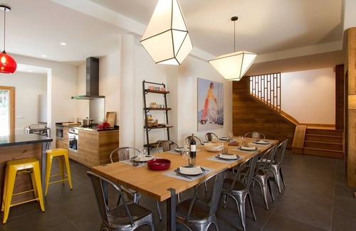 Les Deux Alpes Ski Chalet | Large new chalet in the center of Deux Alpes - indoor pool and hammam