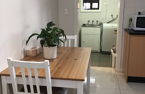 St Marys Bed & Breakfast | Large one bedroom Cottage in the heart of St Marys