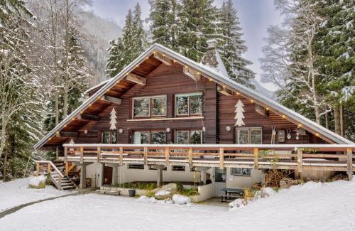 Le Lavancher Ski Chalet | Large peaceful chalet for mountain adventures! Perfect for Flégère and Grand Montet skiing