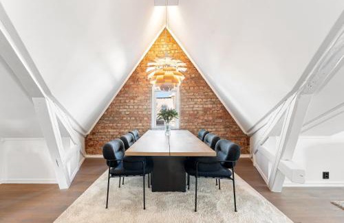 Frogner Apartment | Large penthouse with roof terrace
