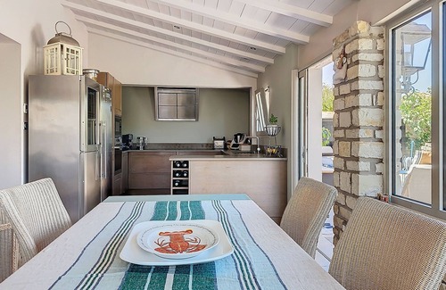 Sainte-Marie-de-Re House | Large Property with 2 Villas separated by a large heated swimming pool