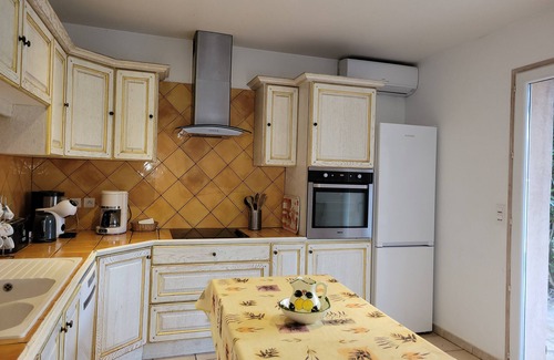 Lorgues House | Large Provencal country house in a wooded park with very large swimming pool