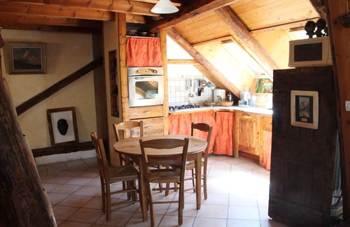 Monetier-les-Bains Apartment | Large quiet apartment, ski Shuttle 150m, in Serre Chevalier.
