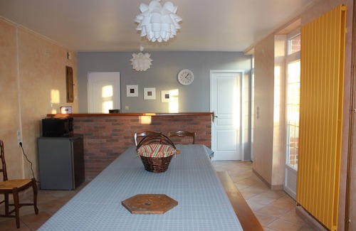 Monthois Villa | Large self-catering cottage with private, covered, heated swimming pool and Nordic bath.