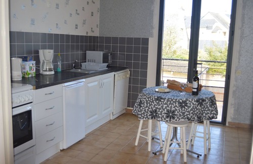 Dinard House | Large spacious five bedroomed house in the centre of Dinard