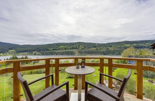 Hinterzarten Apartment | Large studio approx. 300 m above the boutique hotel
