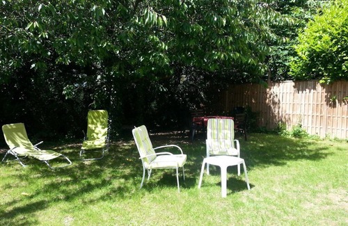 Maurepas Apartment | Large studio in an urban cottage - Free and easy sationnement
