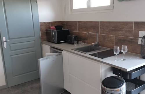 Carcassonne Apartment | Large studio with terrace in Carcassonne close to the city and Cavayere lake