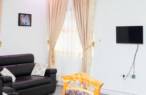 Kumasi Apartment | Large Stylish 2 Bedroom Flat