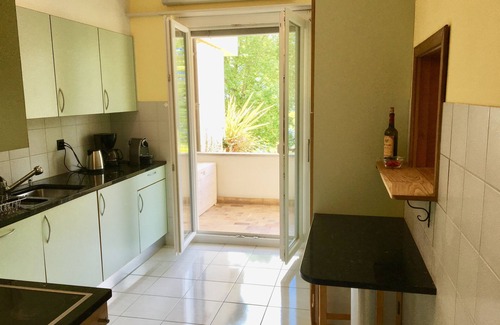 Minusio Apartment | Large sunny 4.5 room apartment on Lake Maggiore, without through traffic