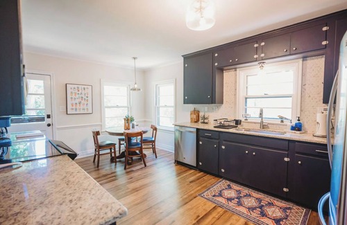 Danville House | Large Upscale Home with Game Room & Basement Suite