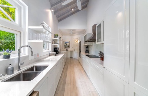 Westmoreland Villa | Large villa with pool in exclusive development - Lime Tree House (Coconut Grove 5)