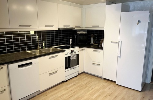 Hultsfred Ski Chalet | Large villa with SPA and lake view outside Hultsfred | SE05067