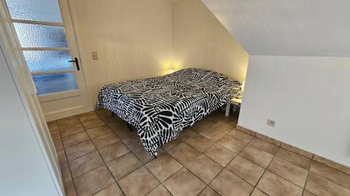 Deinze House | Larissa Serene Guest Room in Charming Village of Gottem, East Flanders