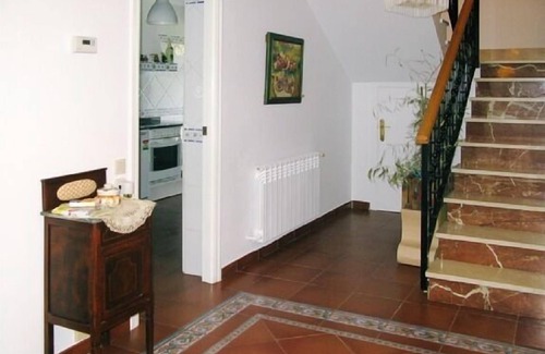 Hornos de Moncalvillo Cottage | Larrate House for 12 people