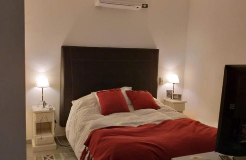 Lobos House | Las Acacias