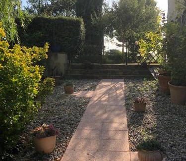 Castelnau-dArbieu Bed & Breakfast | Las Canéres