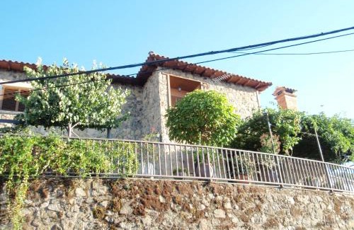 Casas del Castanar House | Las Glicinias del Jerte