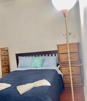 Allentown House | Las margaritas
