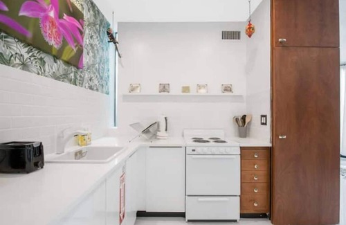 Colee Hammock Apartment | Las Olas Hammocks Unit 2 By PMI