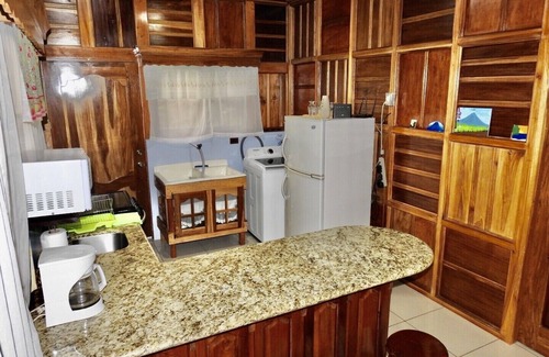 Monterrey Cabin | Las pavitas cottages “Las estrellas del Arenal”