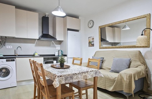 El Raval Apartment | Las Ramblas Barcelona 6pax