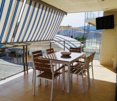Marina d'Or Apartment | Las Terrazas - Primera línea de playa con Netflix, Disney, Movistar con todo el fútbol, series, cine y Prime Video