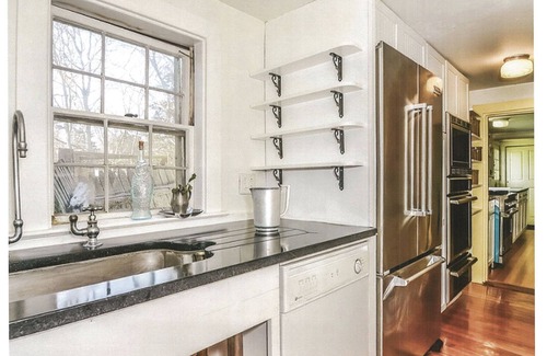 Bass River House | LAST YEAR'S RATES BACK! VY PVT BEACH,TRDTL ELGNT BCH HSE n see owner's descr.