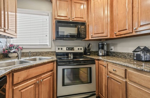 Pass Christian House | Latitude Adjustment|Waterfront|Pool|Sleeps 10|Your Ultimate Waterfront Retreat!