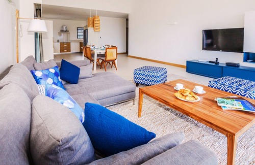 Grande Riviere Noire Apartment | Latitude - Penthouse by Horizon Holidays