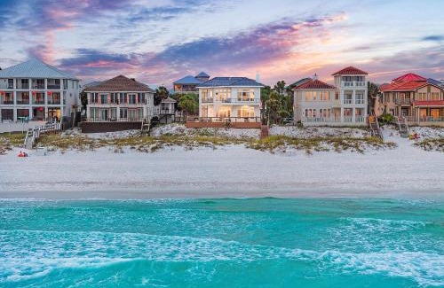 Crystal Beach House | Latitudes