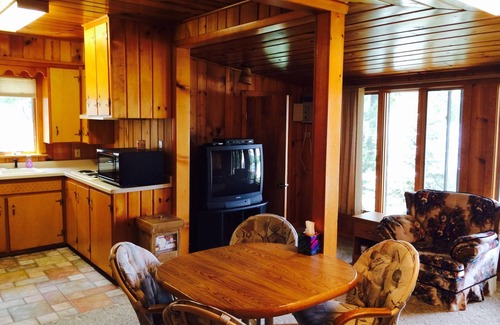Lauderdale Lakes Cabin | Lauderdale Lakes (Green Lake) -Lake Front Home-Gorgeous Views!