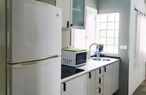 San Ambrosio House | Laura house. Cozy apartment in the old town, in typical Andalusian patio