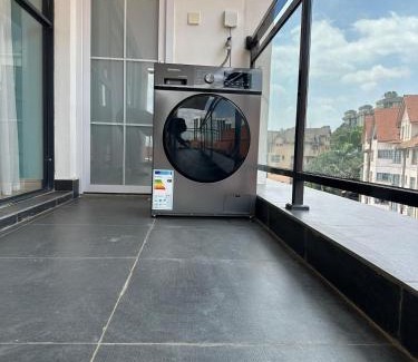 Nairobi Upper Hill Apartment | Laurel Hill Suites - Elegant & Comfy 3-Bedroom Suite With Pool, Restaurant, Sauna, Bistro, Gym, Office Space, Fast Wi-Fi & City Views