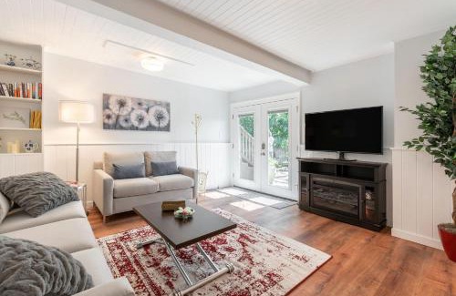 Laurelhurst Apartment | Laurelhurst - Cozy 1 Bedroom Apt Near Children’s Hospital and UW