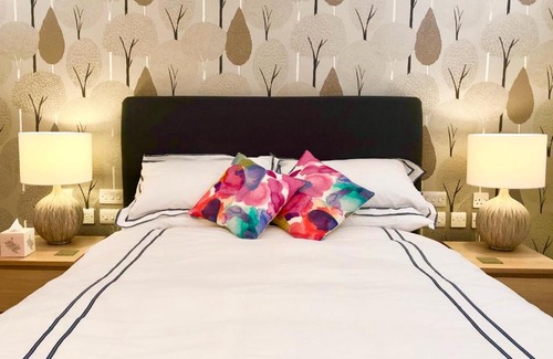 Great Leighs Bed & Breakfast | Laurels