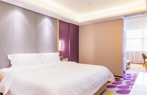 Gaozhou Hotel | Lavande Hotel (Gaozhou Xiantai Bridge Branch)