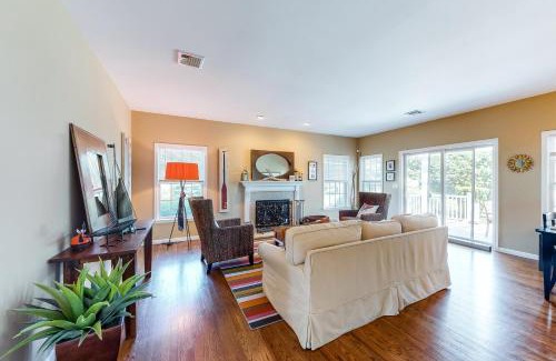 Town of Southold Town House | Lavender Bay Breezes - Private Bay Beach Community