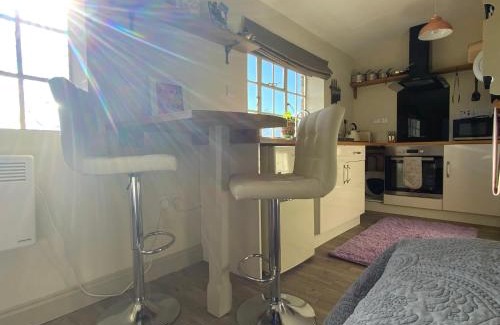 Longhope Ski Chalet | Lavender cottage