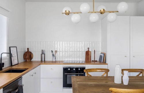 Cessnock Cottage | Lavender Cottage - Minutes to Wineries