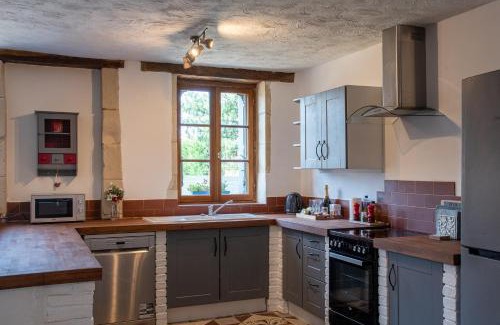 Cersay House | Lavender House - Traditional & charming stone home