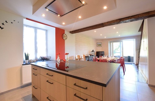 Florenville House | Lavish Holiday Home in Chassepierre with Terrace