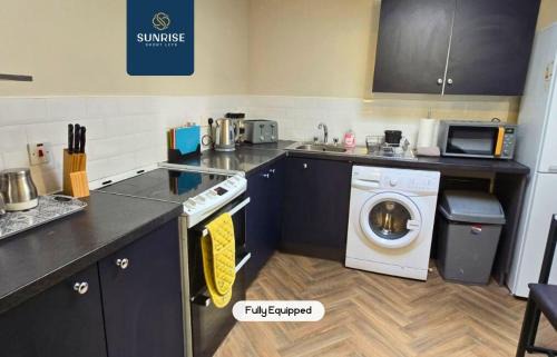 Dundee Apartment | LAW 1 - 4 Rooms, 4 Beds with TV's and Fans, BRAND NEW FURNITURE, FRESHLY REDECORATED Rooms, Free Private Parking, Fully Equipped, Group Favourite, 5 mins TO CENTRE - Long Stays, INVOICE and REDUCED PRICE are only by SUNRISE SHORT LETS Dundee